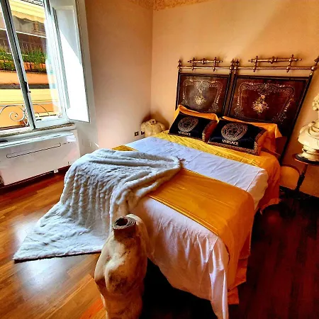 1878s By Aat- Luxury Historic House Piazza Di Spagna דירה