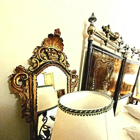1878s By Aat- Luxury Historic House Piazza Di Spagna רומא