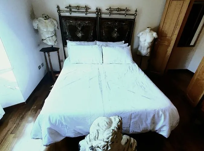 Apartment 1878s By Sc Luxury Historic House Piazza Di Spagna *