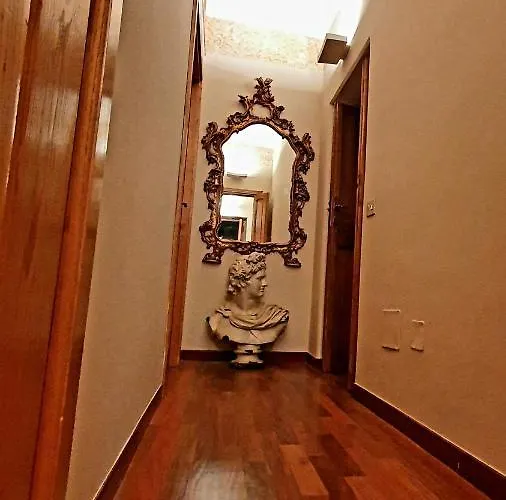 Apartment 1878s By Sc Luxury Historic House Piazza Di Spagna